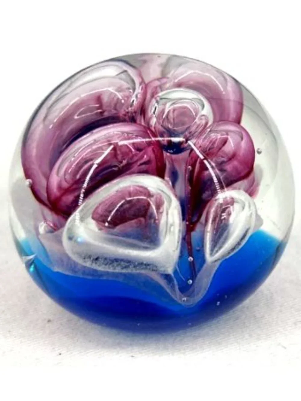 Dynasty Gallery Paperweight Collectible Handcrafted Art Glass Glows 2.5